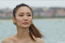 牛萌萌个人资料,影视圈才女，多面才华绽放人生