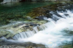 周公解梦 梦见水,水之梦境，揭秘人生奥秘